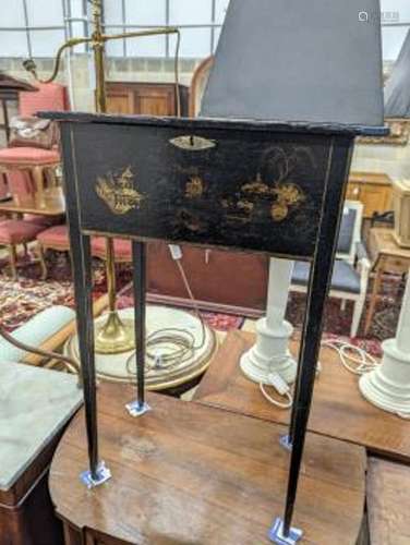 A 19th century painted and gilt chinoiserie decorated hinged...