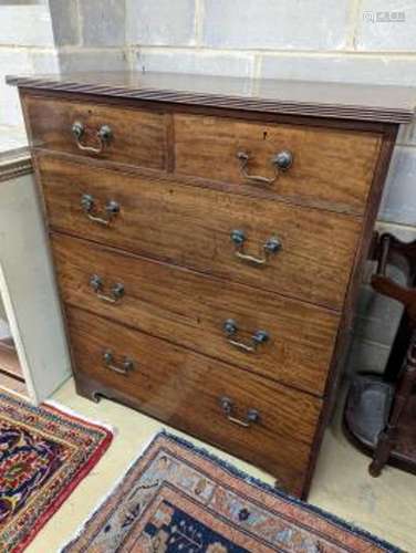 A George III mahogany chest of drawers, width 91cm, depth 52...