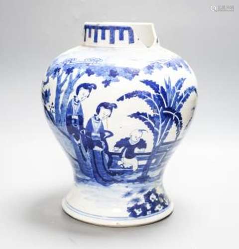 A large 19th century Chinese blue and white vase, damaged 31...