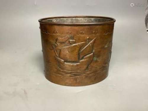 A Newlyn oval copper seascape jar 15cm