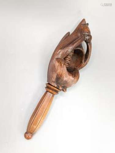 An 18th/19th century fruitwood 'squirrel' nut cracker, 16.3c...