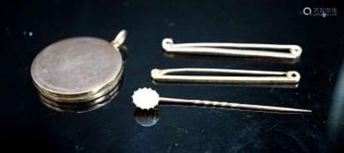 An 18ct bar brooch, 50mm, 2 grams, a 9ct bar brooch, 1.8 gra...