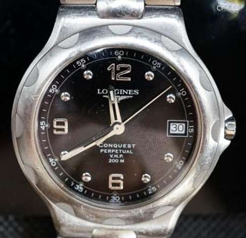 A gentleman's modern stainless steel Longines Conquest Perpe...