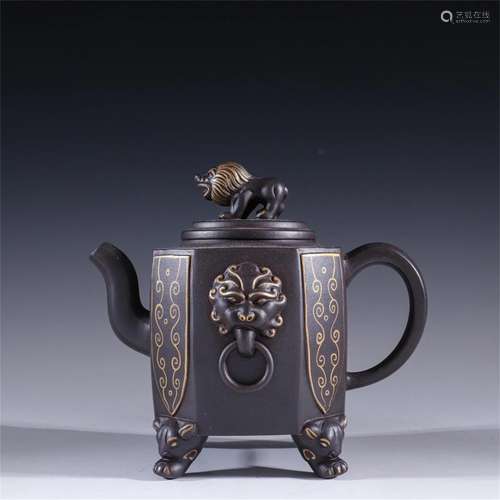 A Chinese Yixing Zisha Beast Topped Teapot