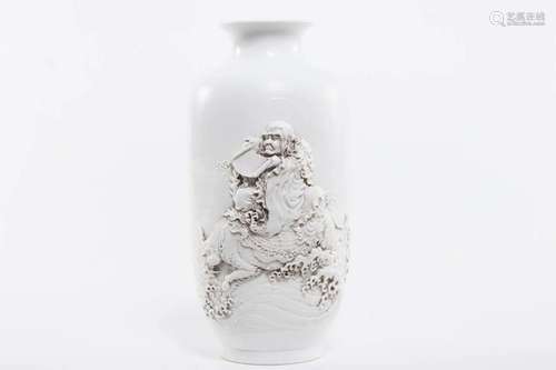 AN ARHAT-ENGRAVED GUANYIN VASE