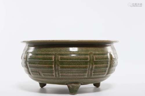 LONGQUAN WARE TRIPOD CENSER