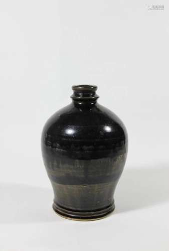 BLACK GLAZED VASE