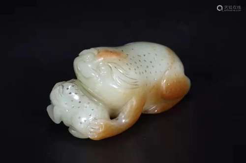 RUSSET JADE CARVING EFFIGY OF TOAD