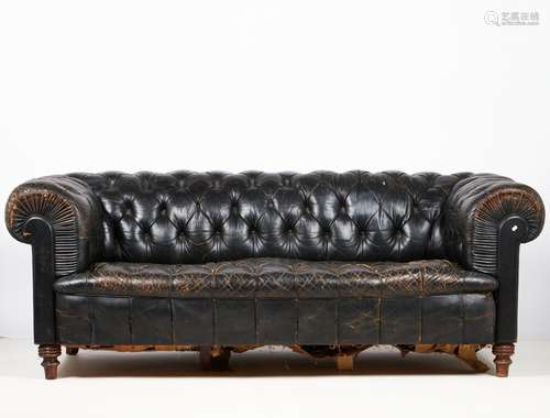 Canapé Chesterfield en cuir noir capitonné Largeur : 210 cm ...