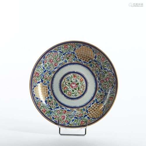 CHINE Grande jatte creuse en porcelaine à décor polychrome e...