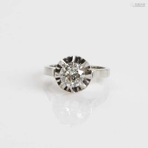 Bague en or gris 18K (750) et platine , ornée d'un diamant r...