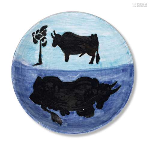 巴勃罗·毕加索（1881～1973） 公牛瓷盘 瓷盘