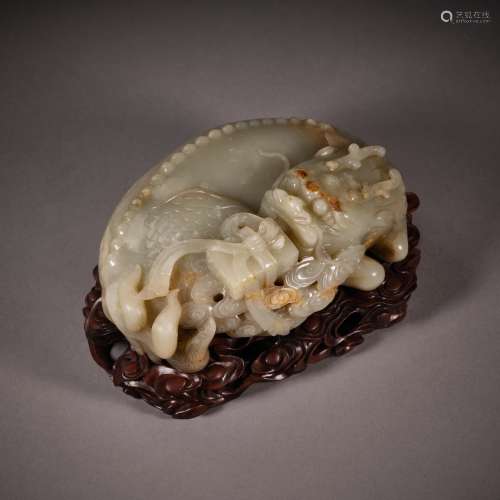 Qing Dynasty of China,Hetian Jade Ornament 中國清代，和田玉摆...