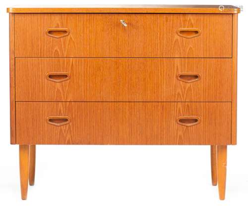 Svensk Møbelindustri 1960s, Commode trois tiroirs année 60 e...