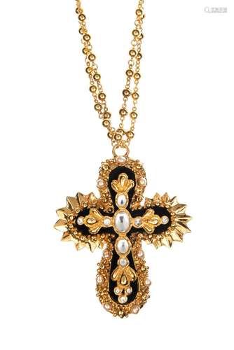 Christian LACROIX, Collier avec médaillon en croix, 1970