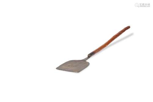 A late George III elm and iron bread oven shovel