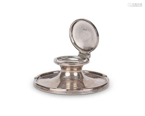 An Edwardian silver circular capstan inkwell, circa 1910