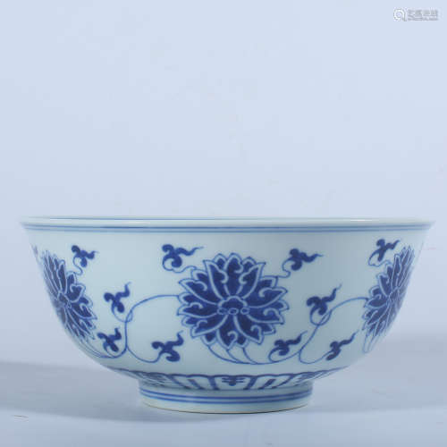 Daoguang blue and white bowl in Qing Dynasty