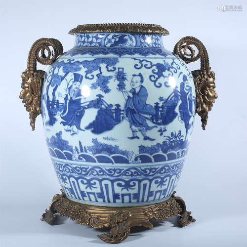 Ming Dynasty blue and white jar