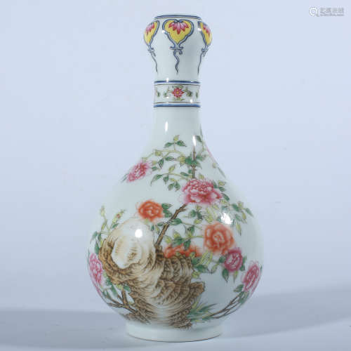 Qing Dynasty Qianlong pink garlic bottle