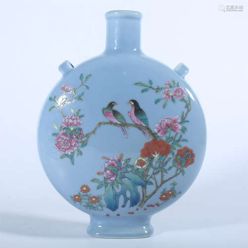 Qing Dynasty Qianlong pastel moon holding bottle