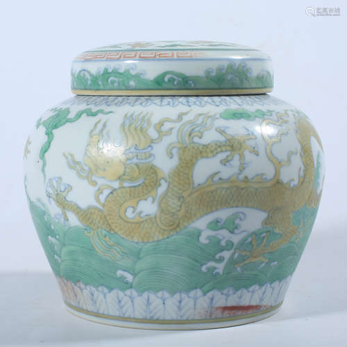 Ming Dynasty Chenghua doucai covered pot