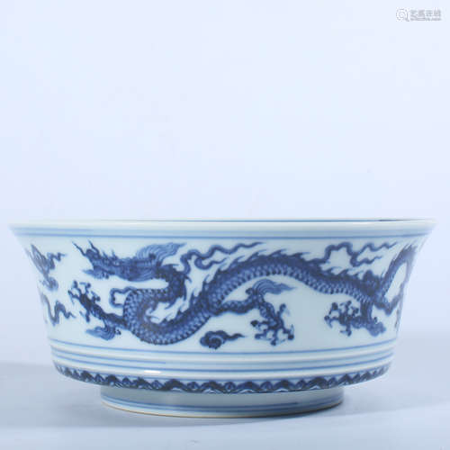 Xuande blue and white bowl of Ming Dynasty