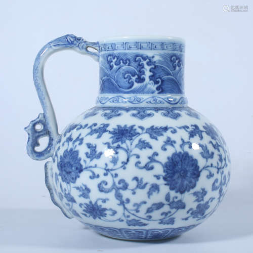 Qing Dynasty Yongzheng blue and white holding pot