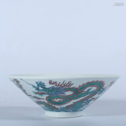 Yongzheng doucai dragon bowl in Qing Dynasty