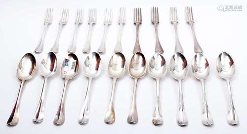 Ten sterling silver cutlery sets, 18th century, 1206 gram