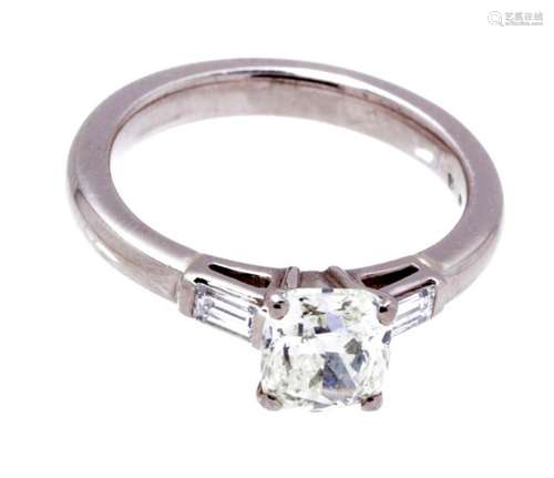 18K white gold ring set with 3 diamonds, 1.80 ct., 2x baguet...