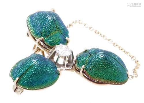 14K gold brooch combined with 3 green beetles and brilliant ...