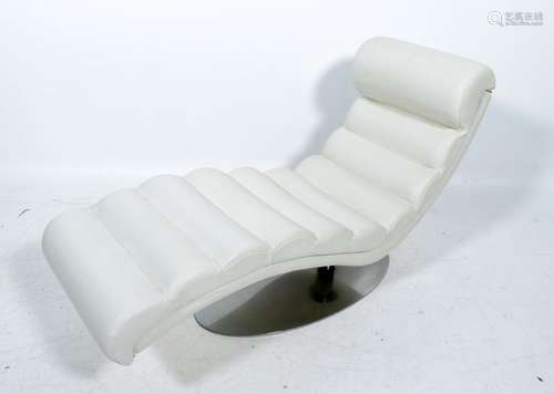 Modern white leather chaise longue on chrome base