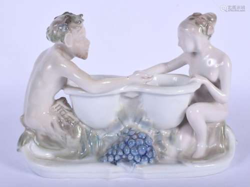 AN UNUSUAL EARLY 20TH CENTURY EUROPEAN PORCELAIN DOUBLE TABL...