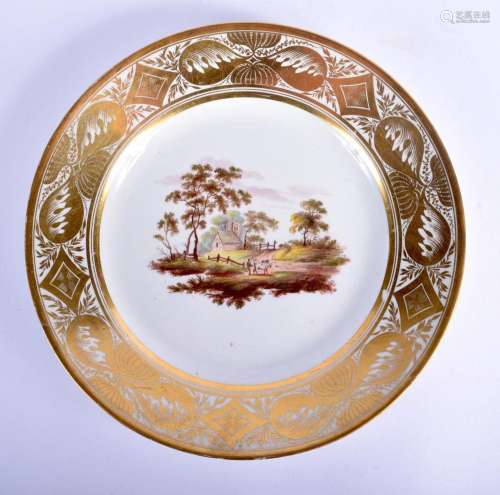 A LATE 18TH CENTURY DERBY PORCELAIN PLATE painted with a vie...