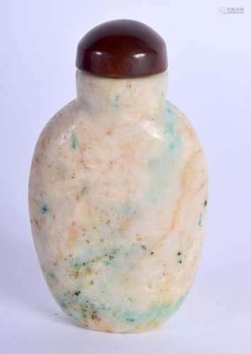 A 19TH CENTURY CHINESE POLISHED JADEITE SNUFF BOTTLE AND STO...