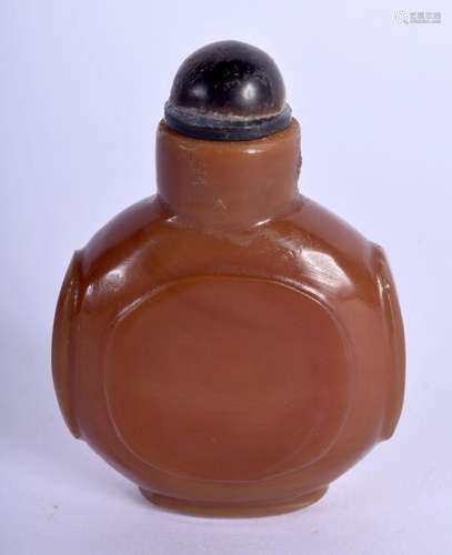 A 19TH CENTURY CHINESE BEIJING GLASS SNUFF BOTTLE AND STOPPE...