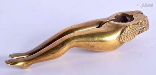 A PAIR OF NOVELTY BRONZE EROTIC NUT CRACKERS. 12 cm x 3 cm.