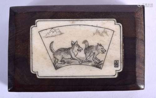 A CONTEMPORARY BONE WOLF BOX. 8 cm x 4 cm.