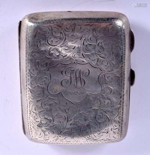 AN ANTIQUE SILVER CIGARETTE CASE. 100 grams. Birmingham 1918...