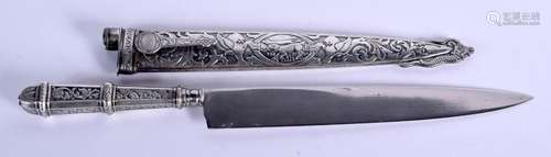 A EUROPEAN WHITE METAL MOUNTED HUNTING KNIFE. 36 cm long.