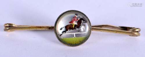 AN ANTIQUE ESSEX CRYSTAL BROOCH. 3.4 grams. 5 cm x 1 cm.