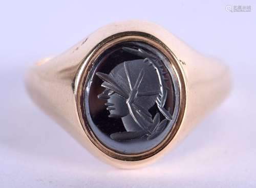 A 9CT GOLD SEAL RING. 6.3 grams. T/U.