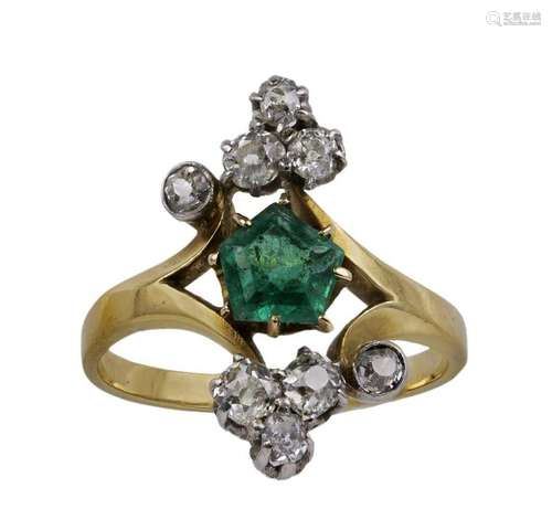 An Edwardian gold, emerald and diamond cluster ring, centrin...