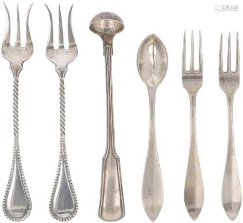 (6) piece silver cutlery set.