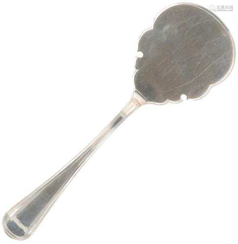 Pastry scoop silver.