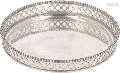 Bottle tray silver.