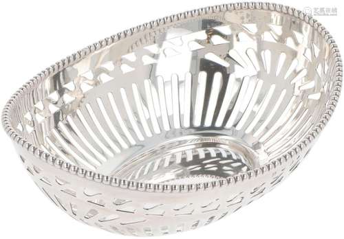 Silver bonbon basket.