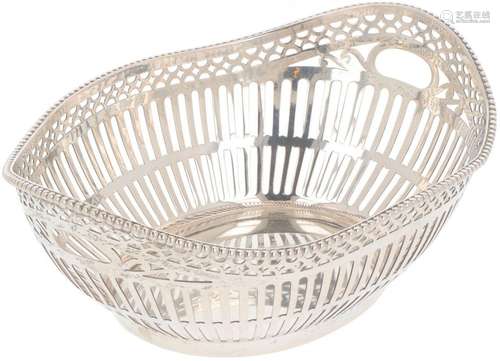 Silver bonbon basket.