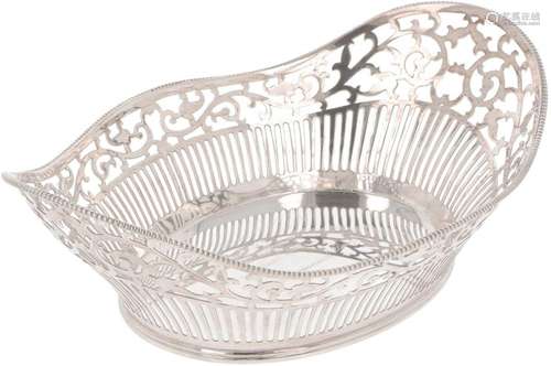 Bread basket silver.